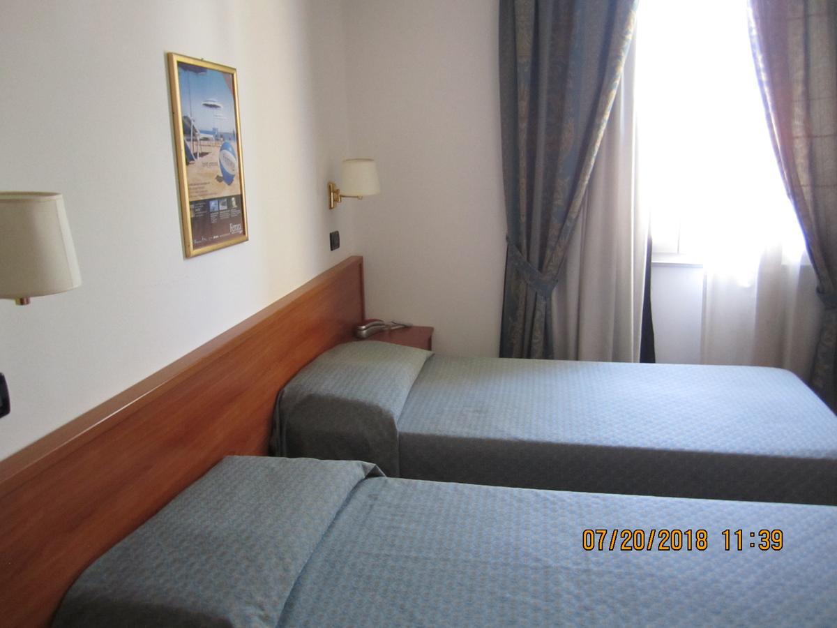 Adelphi Room & Breakfast Ferrara Exterior foto